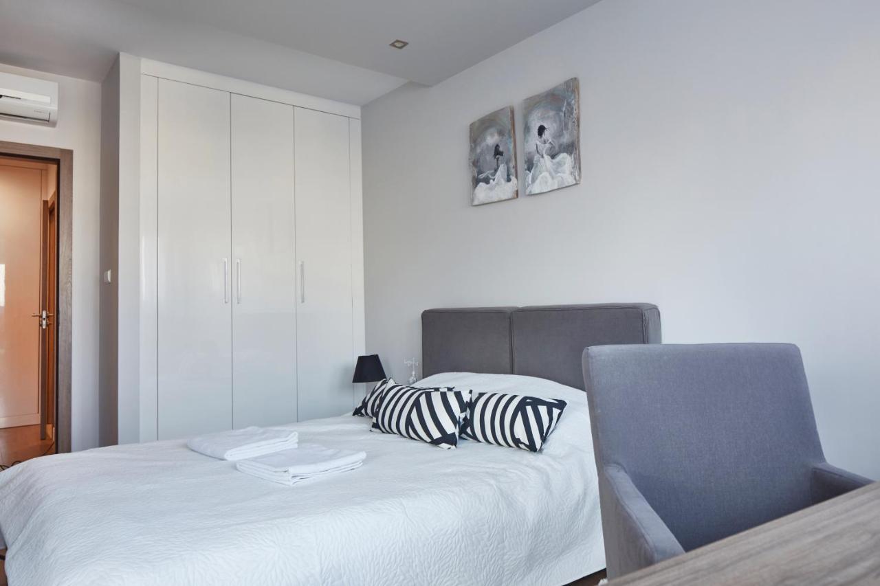 Wronia Business Residence วอร์ซอ ภายนอก รูปภาพ