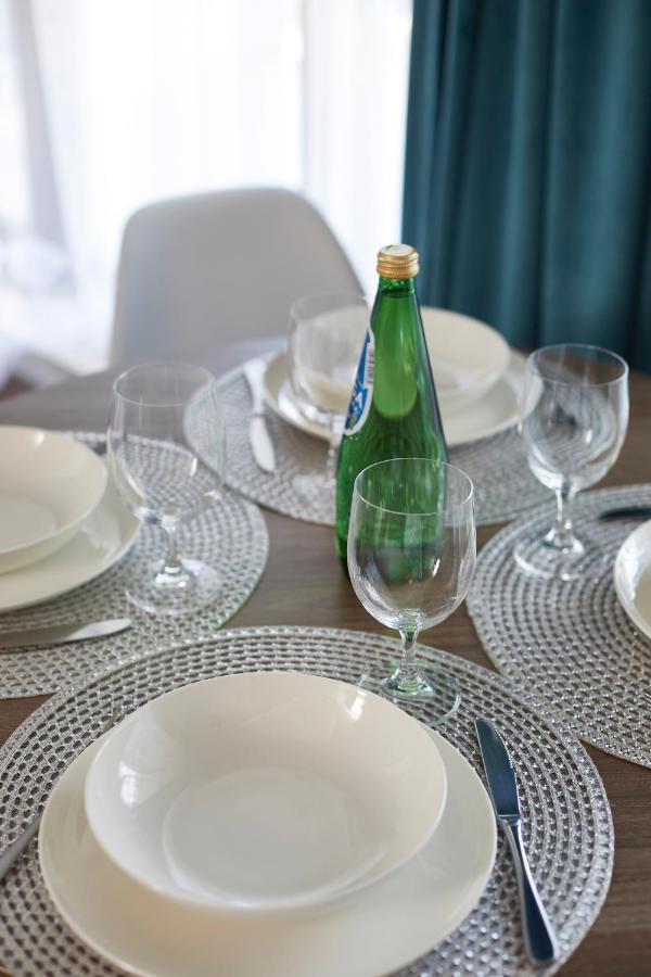 Wronia Business Residence วอร์ซอ ภายนอก รูปภาพ