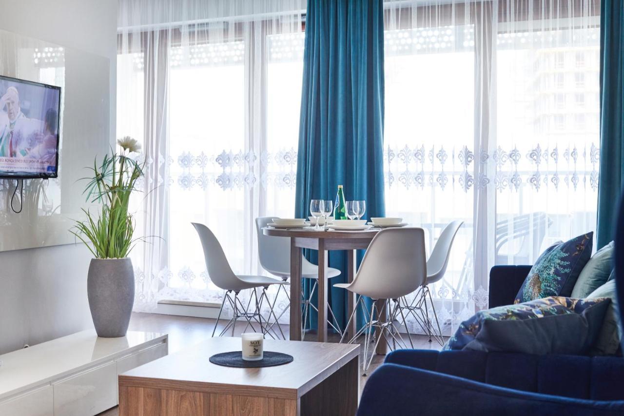 Wronia Business Residence วอร์ซอ ภายนอก รูปภาพ