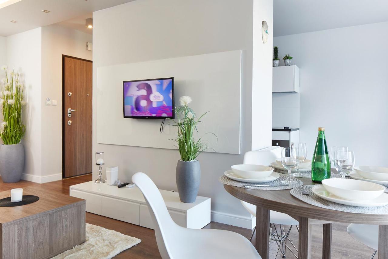 Wronia Business Residence วอร์ซอ ภายนอก รูปภาพ